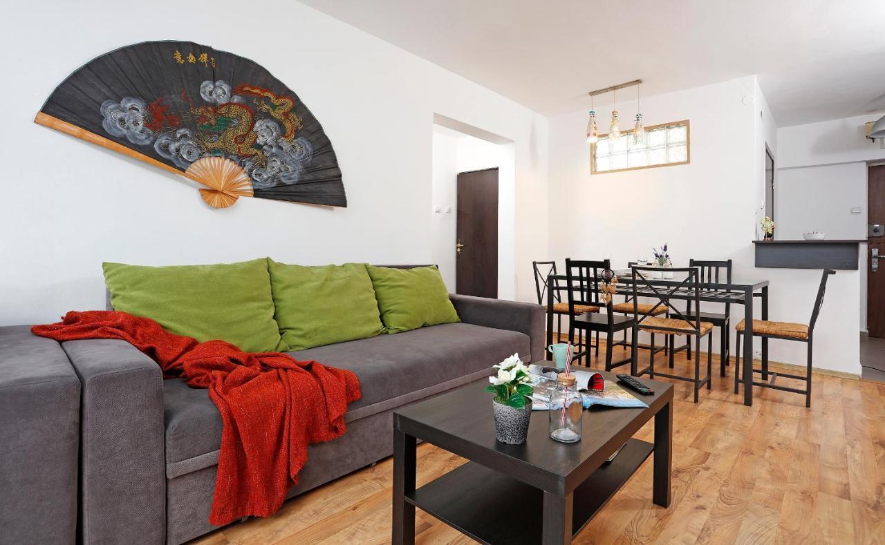 Central Apartment Very Close To Old City Bucureşti Ngoại thất bức ảnh
